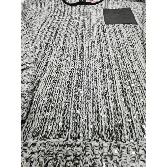 I ❤️ Pinc Girl's Size Small Black & Gray Glittery Long Sleeve Sweater - Picture 6 of 6